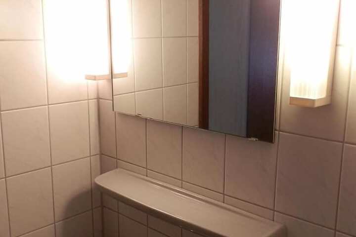 Room 14 of 22