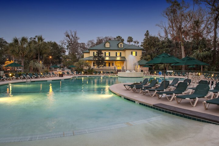 Pools & Facilities