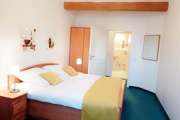 Room 14 of 41