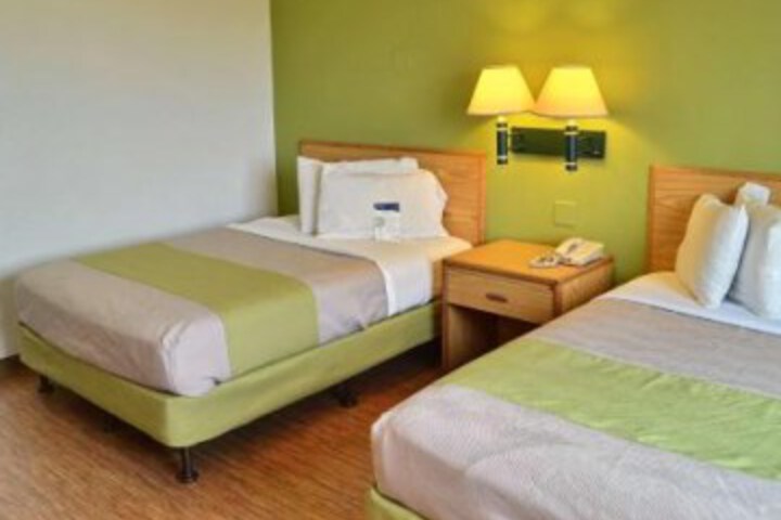 Room 54 of 65