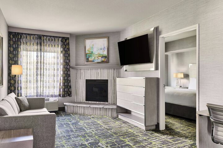 Room 14 of 42