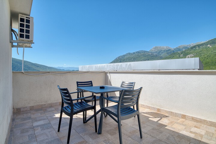 Terrace/Patio 42 of 62