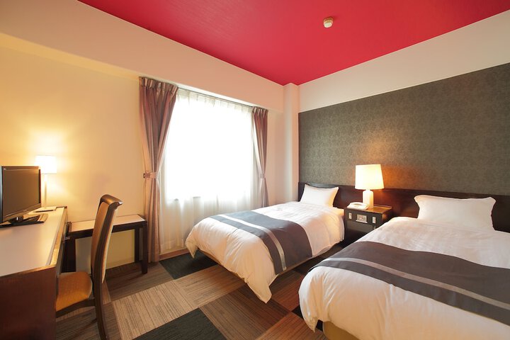 Room 3 of 15