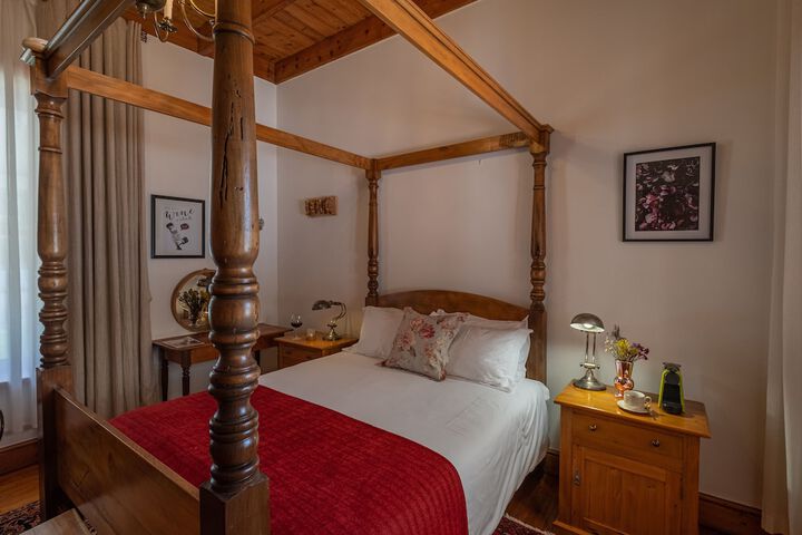 Room 9 of 75