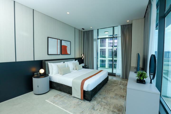 Room 10 of 43
