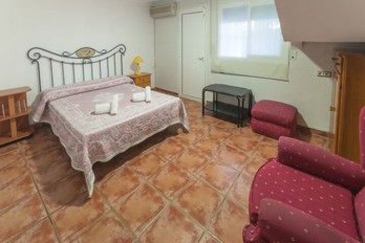 Room 7 of 15