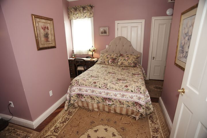 Room 11 of 78