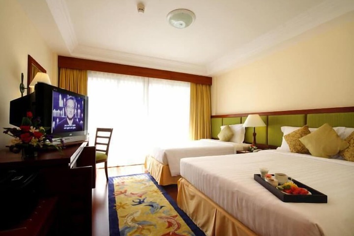 Room 8 of 31