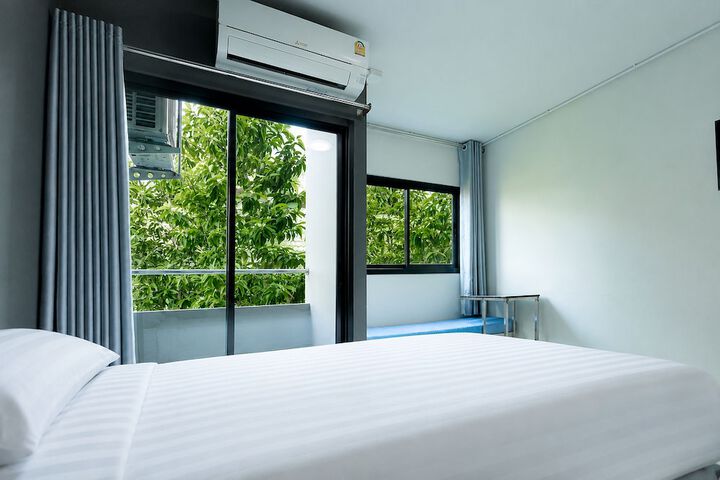 Room 27 of 50