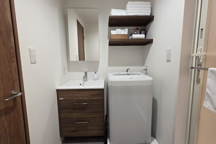 Room 51 of 67