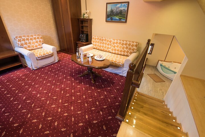 Room 30 of 73