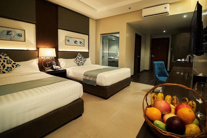 Room 17 of 30