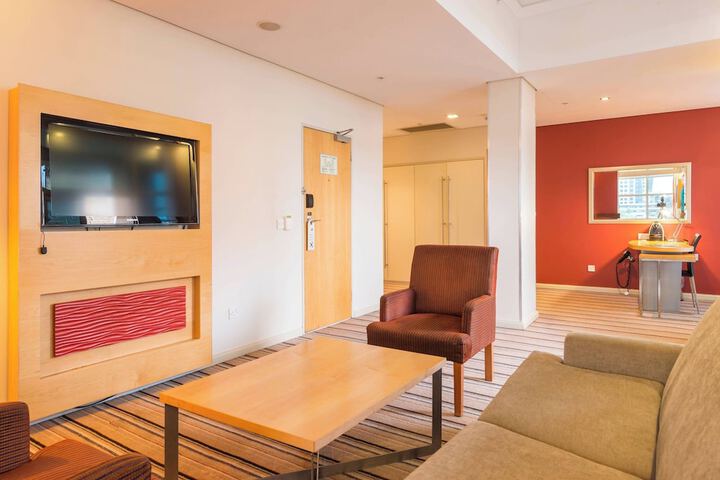 Room 45 of 144