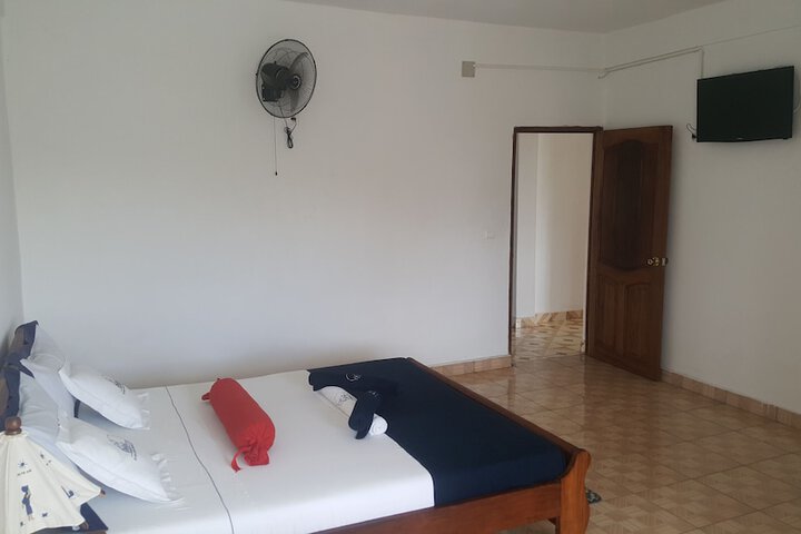 Room 20 of 28