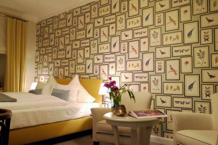 Room 17 of 60