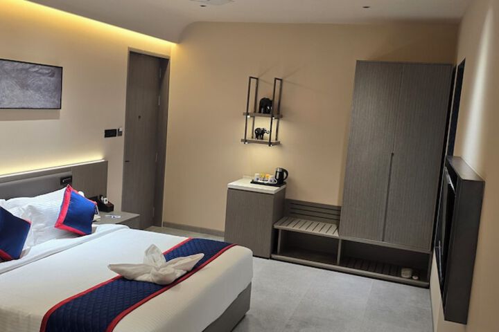 Room 13 of 69