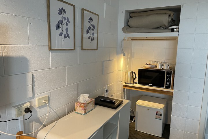 Room 10 of 62