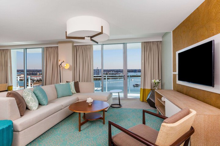 Room 50 of 125