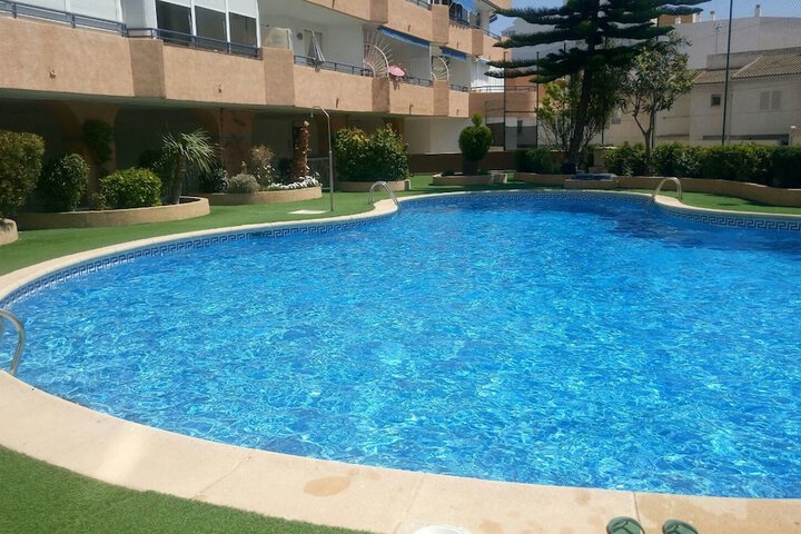 Pool 25 of 31