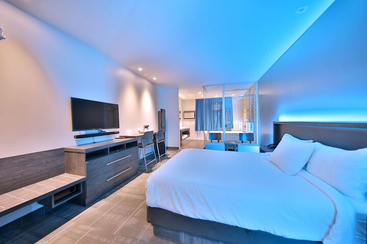 Room 8 of 29