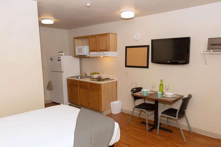 Room 7 of 17