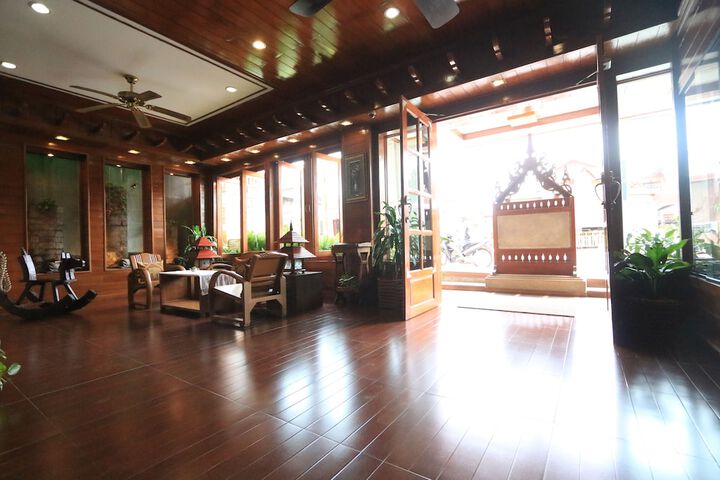 Hotel 2 of 62