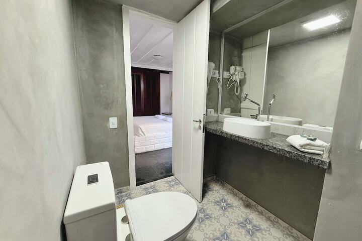 Room 18 of 75