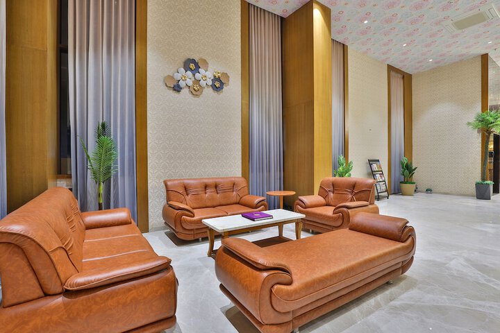 Hotel Interior 10 of 45