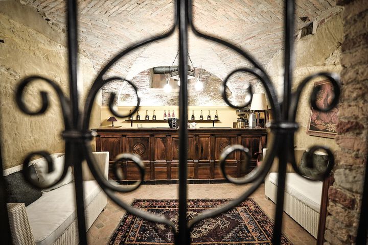 Tasting room