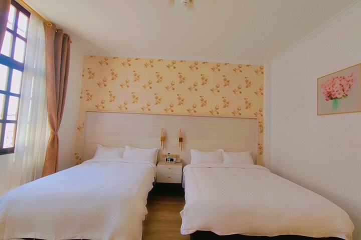 Room 50 of 90