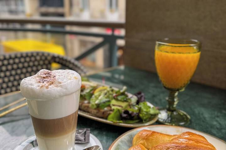 Breakfast/Coffee Service 58 of 70