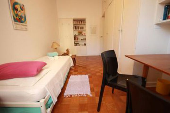 Room 16 of 35