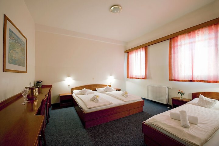 Room 28 of 101
