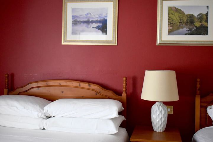 Room 44 of 77