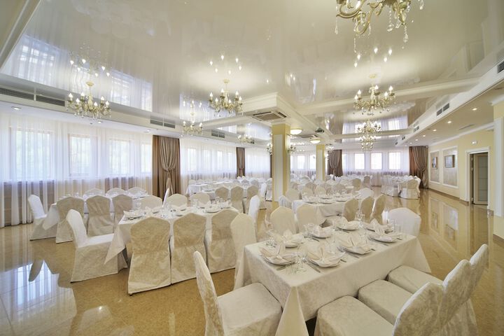 Ballroom/Hall 23 of 26