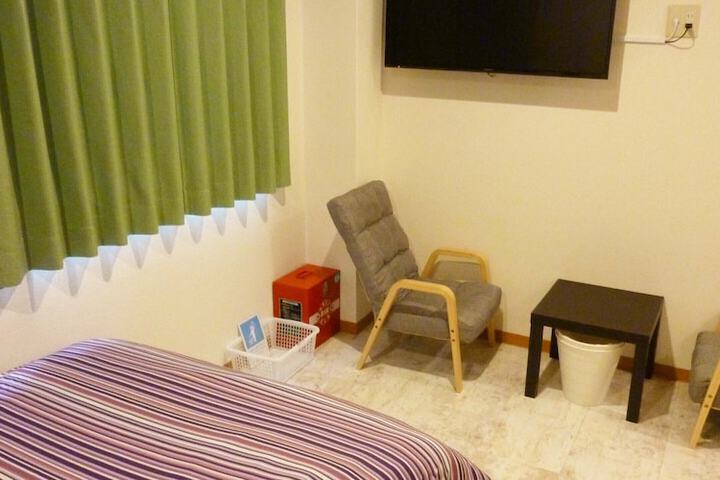 Room 42 of 55