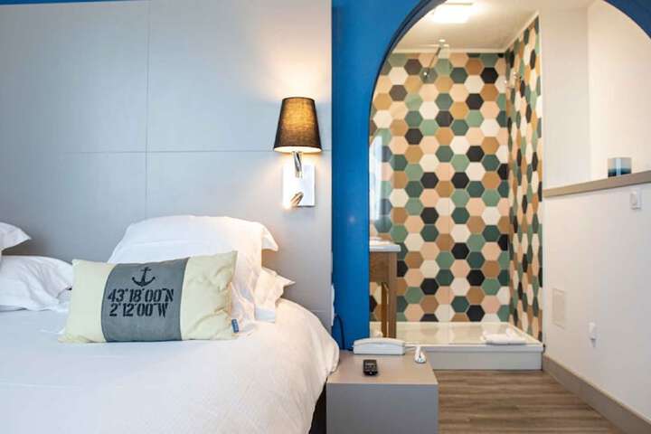 Room 10 of 75