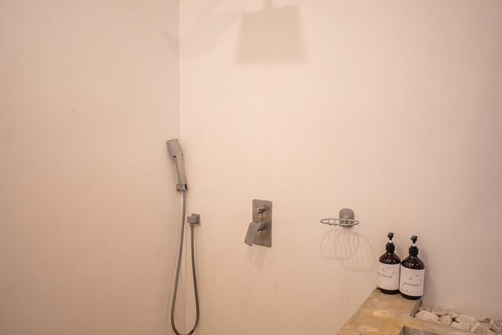 Room 54 of 120