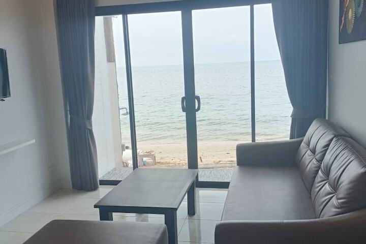 Room 48 of 135