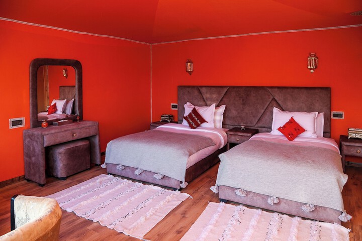Room 44 of 109