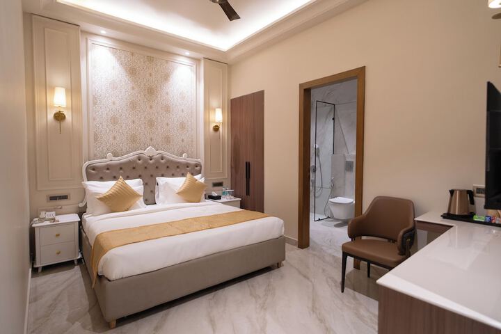 Room 16 of 61