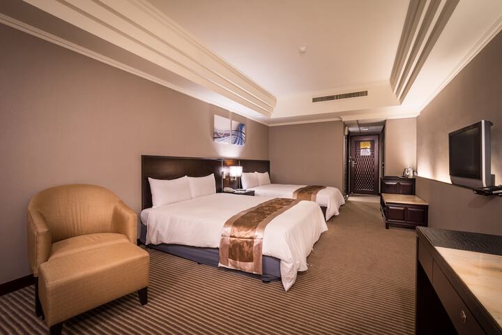 Room 15 of 47