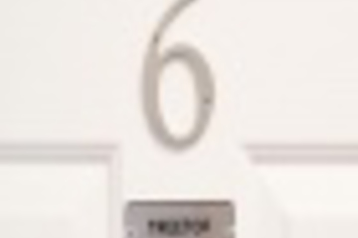 Room 351 of 671