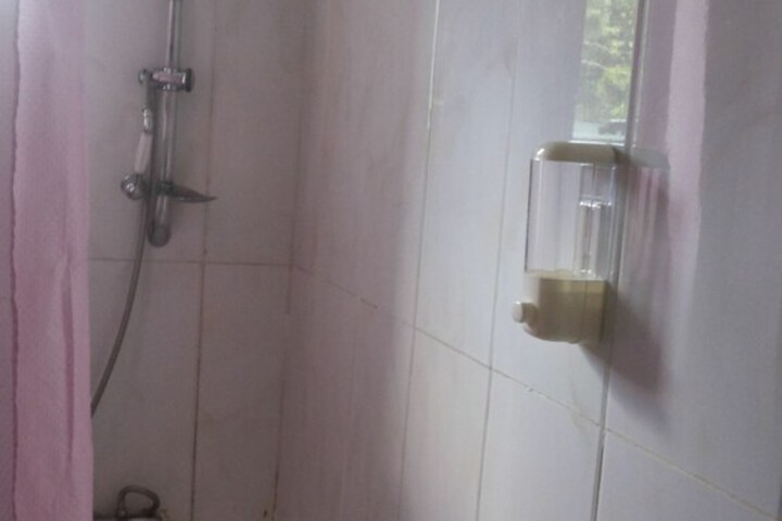 Room 48 of 94
