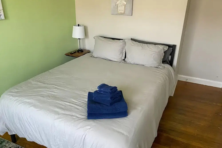 Room 3 of 22
