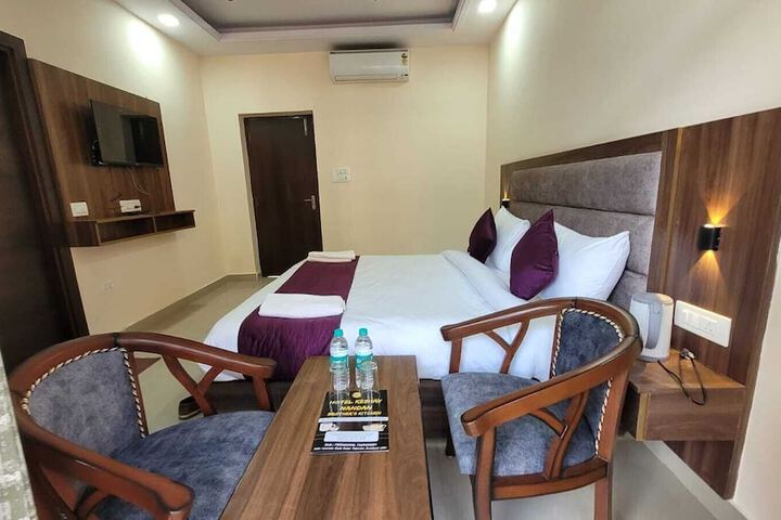 Room 19 of 46