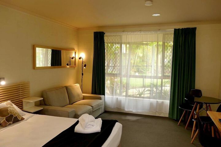 Room 34 of 75