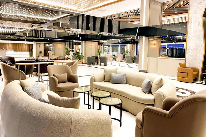 Hotel Interior 18 of 125