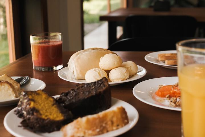 Breakfast/Coffee Service 36 of 51