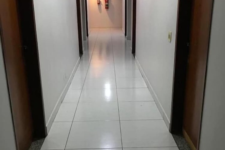 Ballroom/Hall 23 of 28